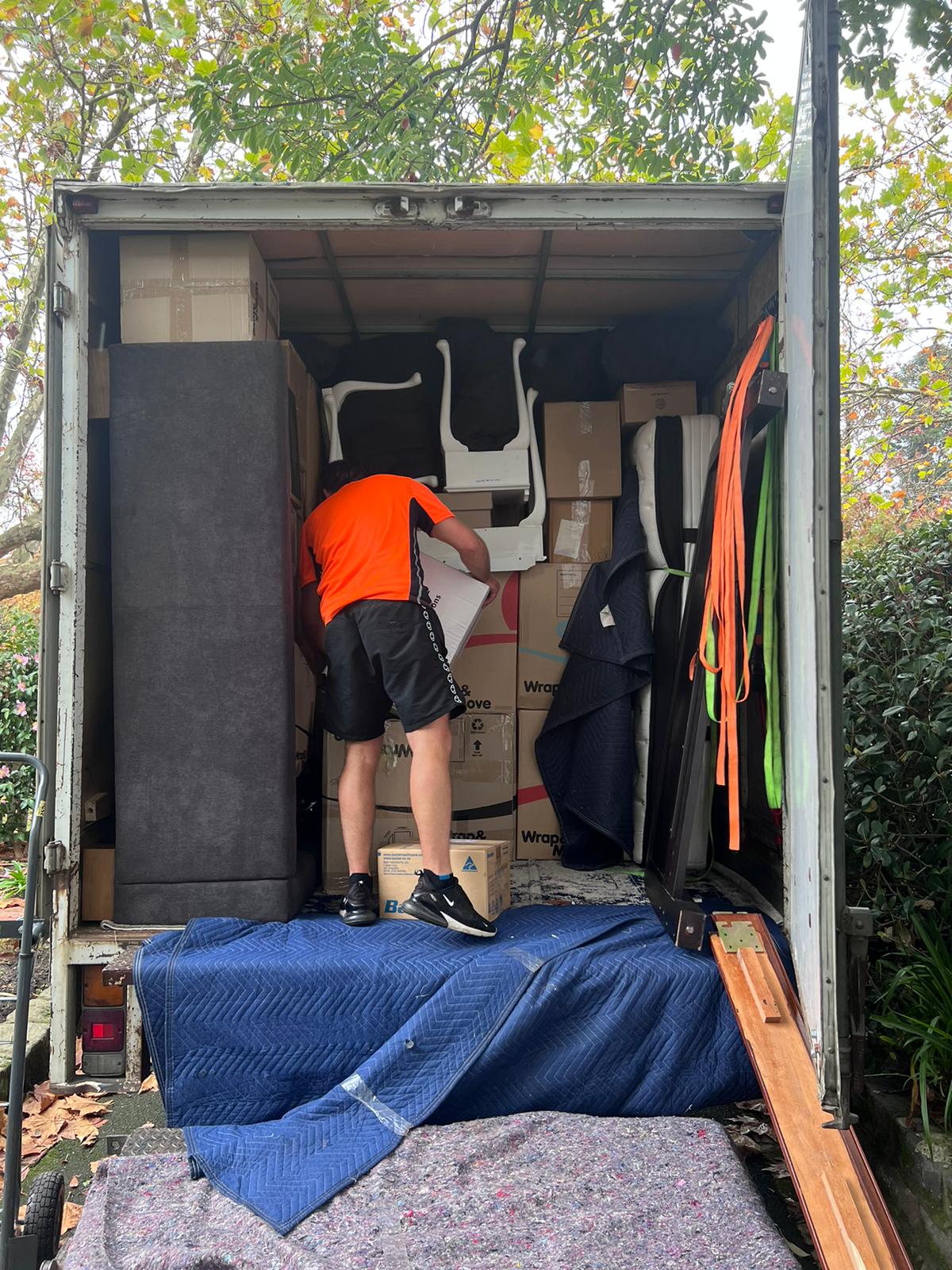 packing and moving services